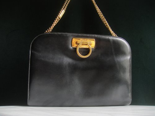 輝煌年代 OLD ERA 輝煌年代 OLD ERA 早期二手Salvatore Ferragamo義大利製肩揹包