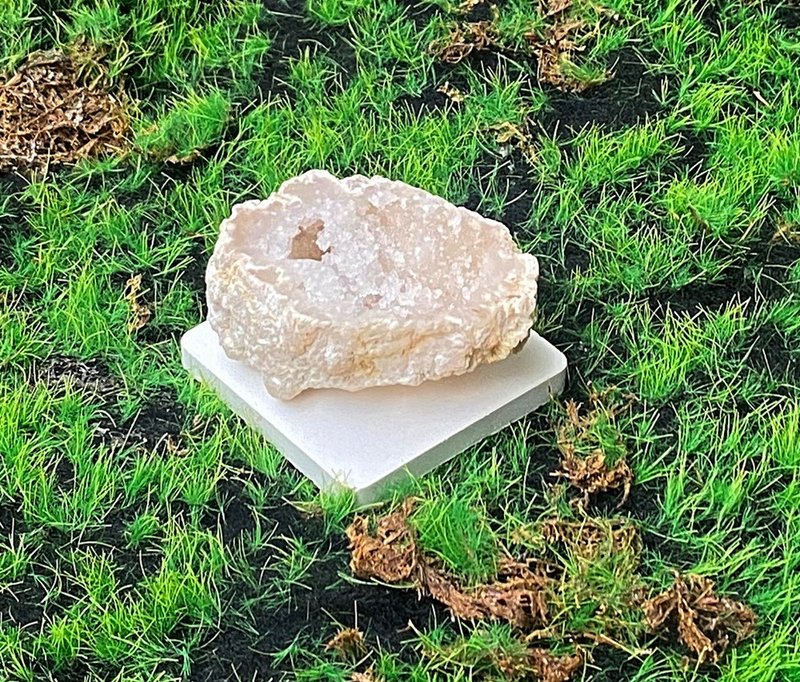 瑪瑙白晶聚寶盆| 天然水晶礦石| 招財開運 淨化磁場 | 快速出貨 - 擺飾/家飾品 - 水晶 多色