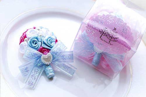 幸福朵朵 婚禮小物 花束禮物 透明盒裝 實用小捧花磁鐵 (2色可挑) 冰箱貼 探房禮 送伴娘