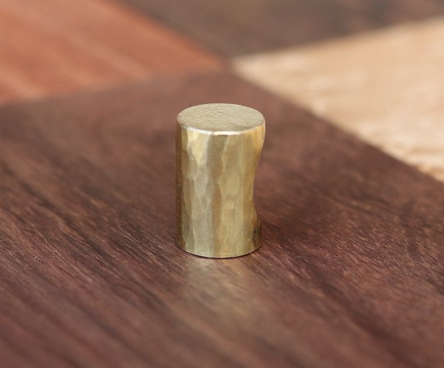 鎚目模様の真鍮ツマミS - ショップ WATO ワト 葉山 金属工房 ハンガー