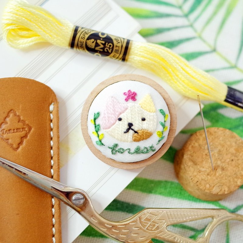 *從0開始*貓貓手刺繡木框別針(一人就開班) - 編織/羊毛氈/縫紉 - 繡線 