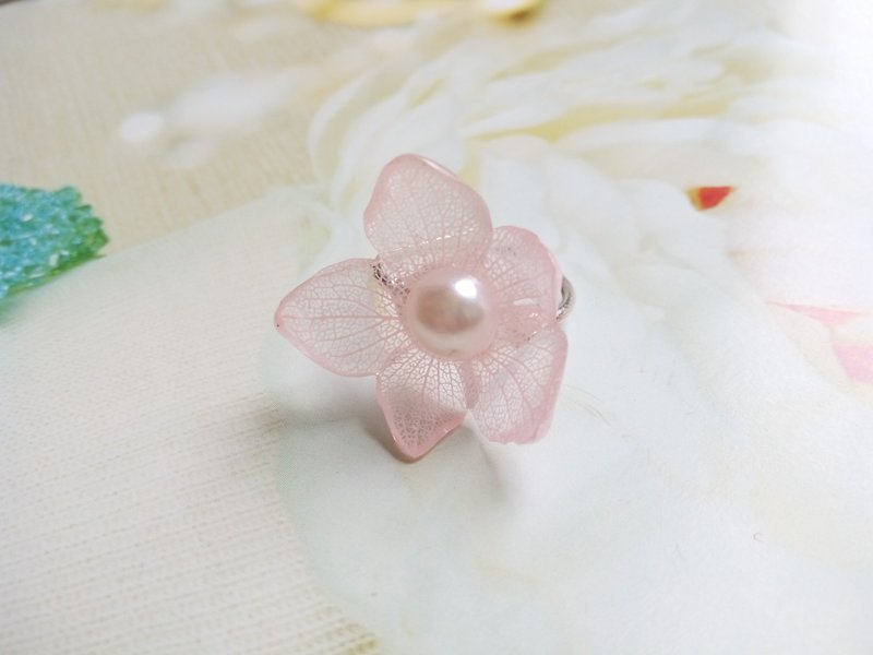 Real flower ring - UV epoxy resin jewelry - Ring with Dried flower - General Rings - Other Materials Pink