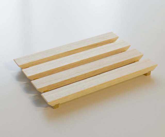 Small paulownia cutting board