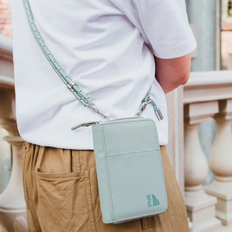 全境防水 多功能護照旅行包  Water_Shed Passport Holder 龍井綠 - 錢包/皮夾/長短夾 - 環保材質 綠色