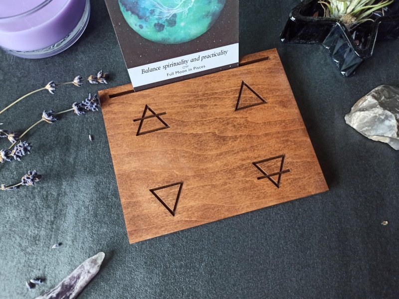 Divination accessory tool Tarot card Display Elements engraved - 擺飾/家飾品 - 木頭 咖啡色