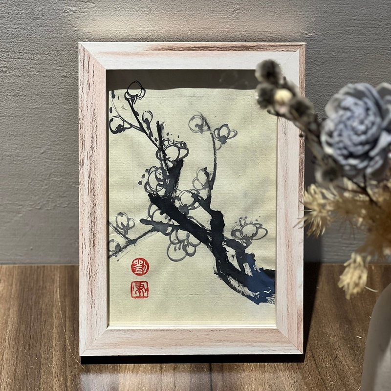 Hand-painted ink sketch | Plum Blossom | Traditional Chinese Painting - ของวางตกแต่ง - กระดาษ 