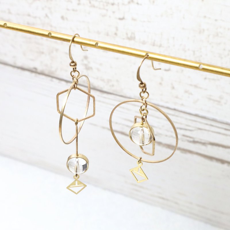 Kaleidoscope asymmetric Bronze earrings clip-white crystals can be changed / customized gift Tanabata - ต่างหู - ทองแดงทองเหลือง สีใส