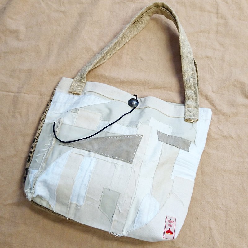 Simple pastoral style patchwork beige white mosaic spelling beans Ma Bu Tuote bag / shoulder bag / backpack single - Messenger Bags & Sling Bags - Cotton & Hemp White