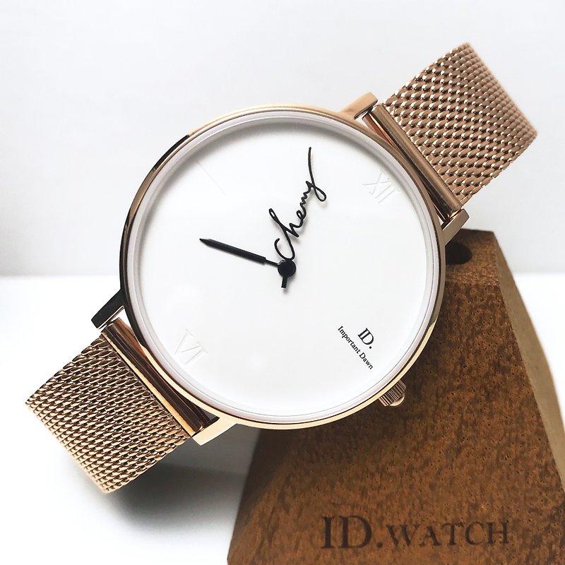 ID.watchカスタマイズされた名前ポインター時計-手書きの署名スタイル - 腕時計 ユニセックス - 金属 ゴールド