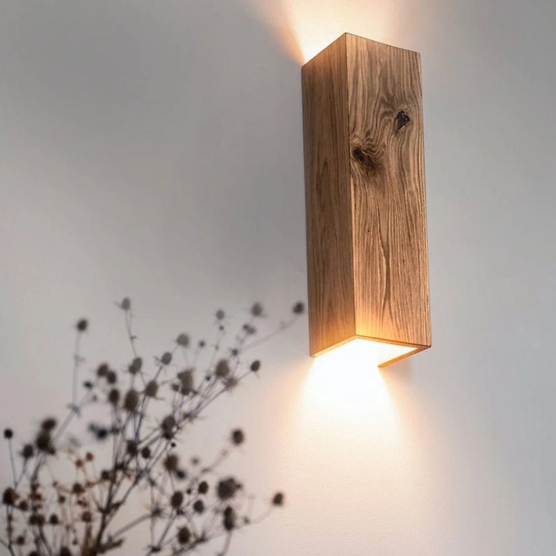 オーク材の壁掛けミニマルライト RECTANG - 照明・ランプ - 木製 