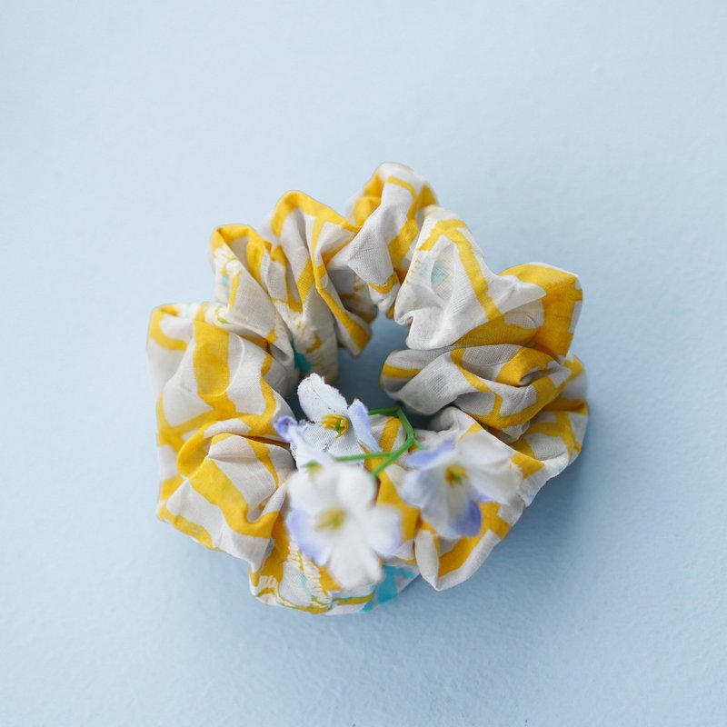 小花針線房 | 送禮No.1.蜜糖天空.花布拼接.手製大腸圈.禮物.訂製 - 髮箍/髮帶 - 棉．麻 灰色