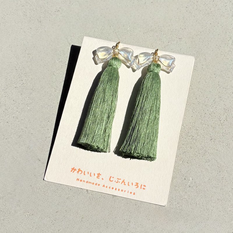 コデマリイヤリング - 耳環/耳夾/耳骨夾 - 繡線 綠色