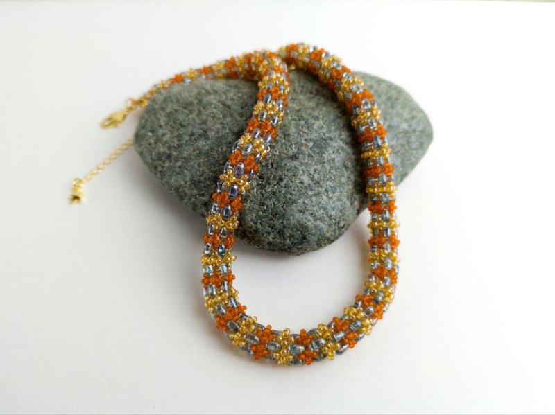 Grey orange necklace beaded necklace choker - 項鍊 - 玻璃 多色