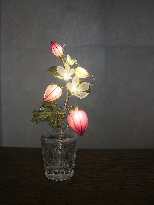 Bettina and Craft 【誕生花燈】12月・草莓