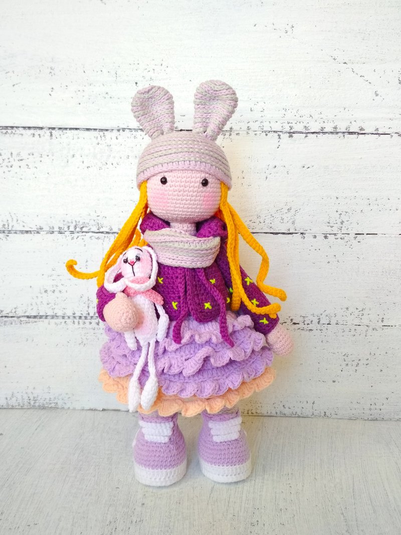 Amigurumi girl doll. Crochet waldorf doll. Doll toy gifts for mom or girlfriend. - ตุ๊กตา - ผ้าฝ้าย/ผ้าลินิน สีม่วง