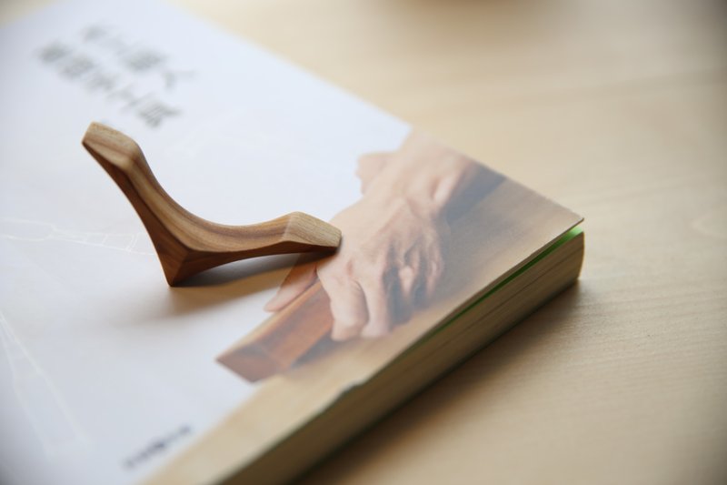 海鷗壓書器 在木紋間起飛的閱讀時光 - 書架/書擋 - 木頭 卡其色