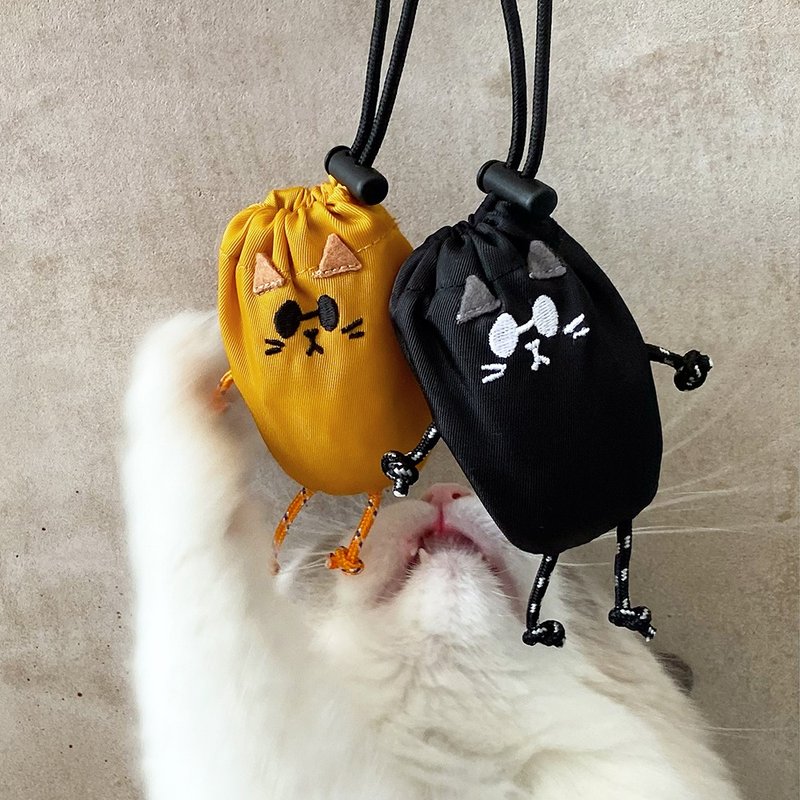 【CAT ECO Buddy Bag】エコバッグ入りキーホルダー　ネコVer.　選べる２色　バッグチャーム　撥水 - 手提包/手提袋 - 聚酯纖維 黑色