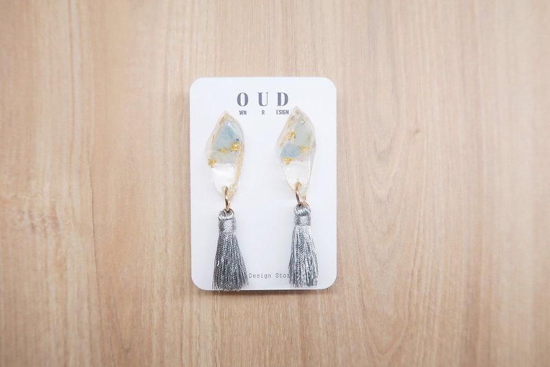 OUD Original-Natural Gem-14K gf-Natural Aquamarine Tassel Dangle Earring/Clip-on - ต่างหู - คริสตัล สีเงิน