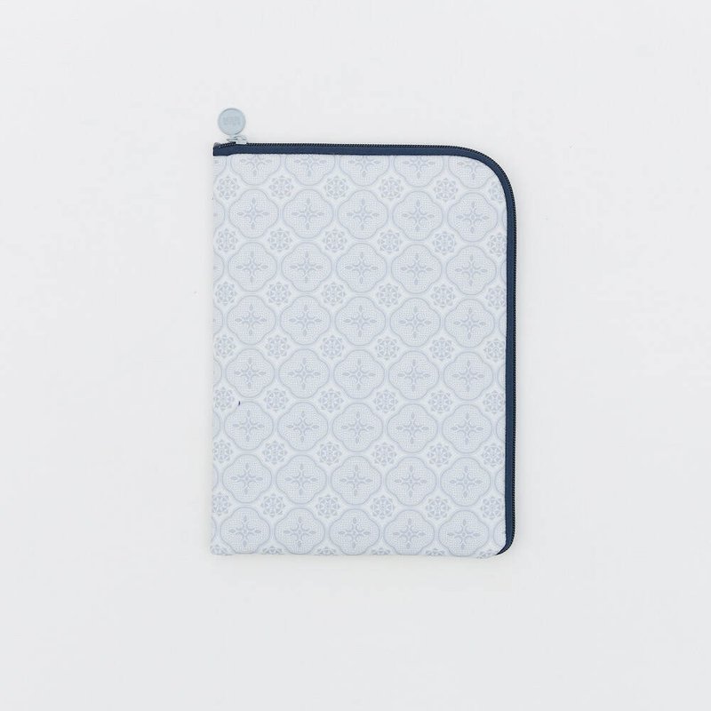 11-inch iPad storage bag/glass begonia/quiet gray blue/classic new color - Tablet & Laptop Cases - Cotton & Hemp 