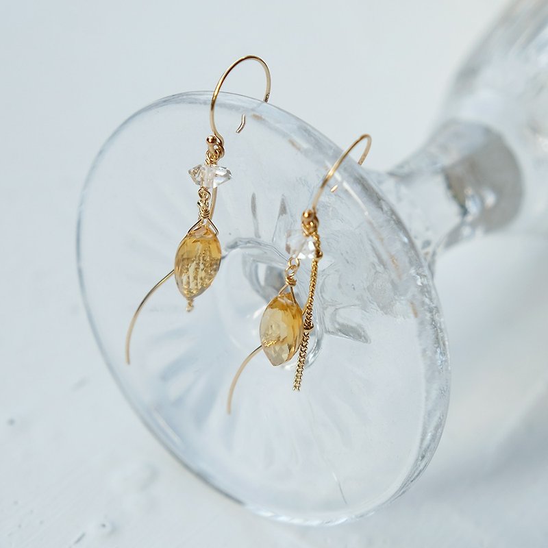 Citrine Streamline Earrings Lucky 14K Gold-packed Gold Infusion