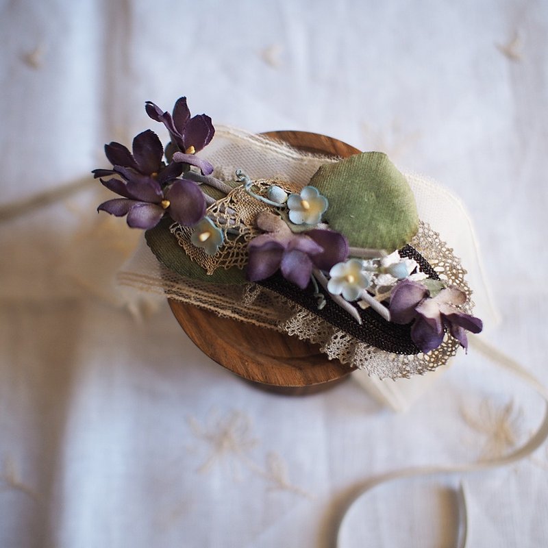 Bonnet . Antique violla & Forget me not. Doll accessories. - 髮夾/髮圈 - 棉．麻 紫色