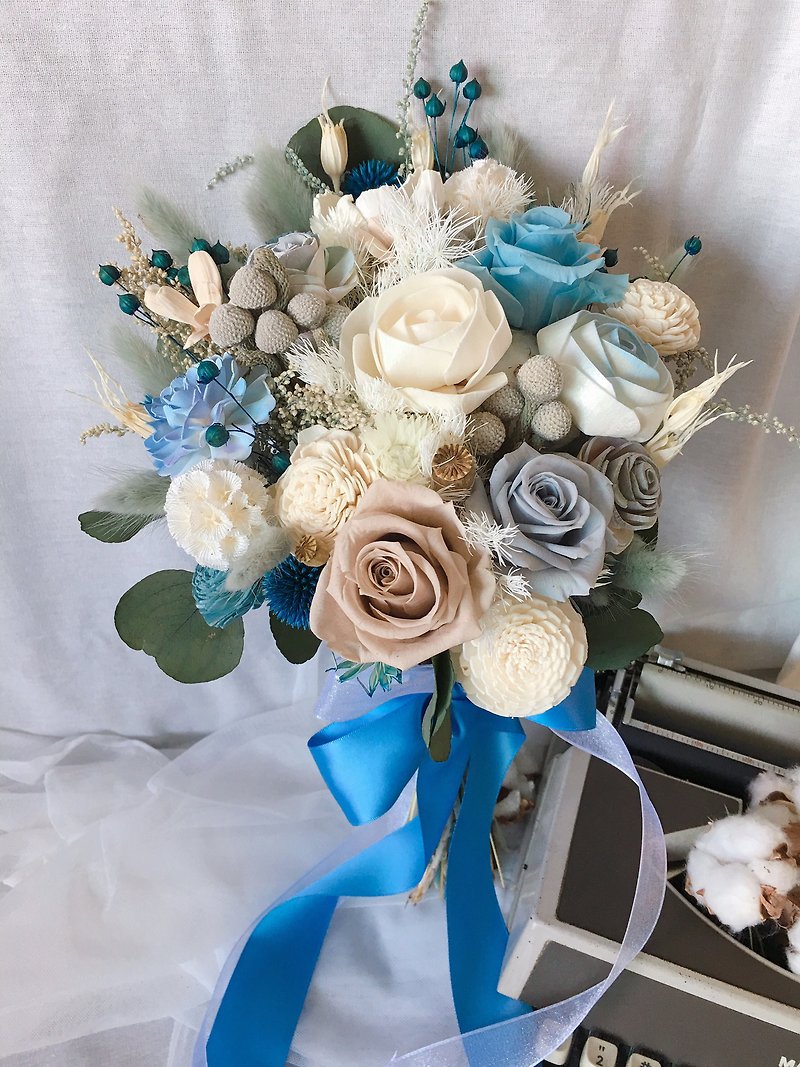 Dream Flower Bouquet / Everlasting Flower / Dry Flower / Wedding Bouquet / Corsage - Dried Flowers & Bouquets - Plants & Flowers Multicolor
