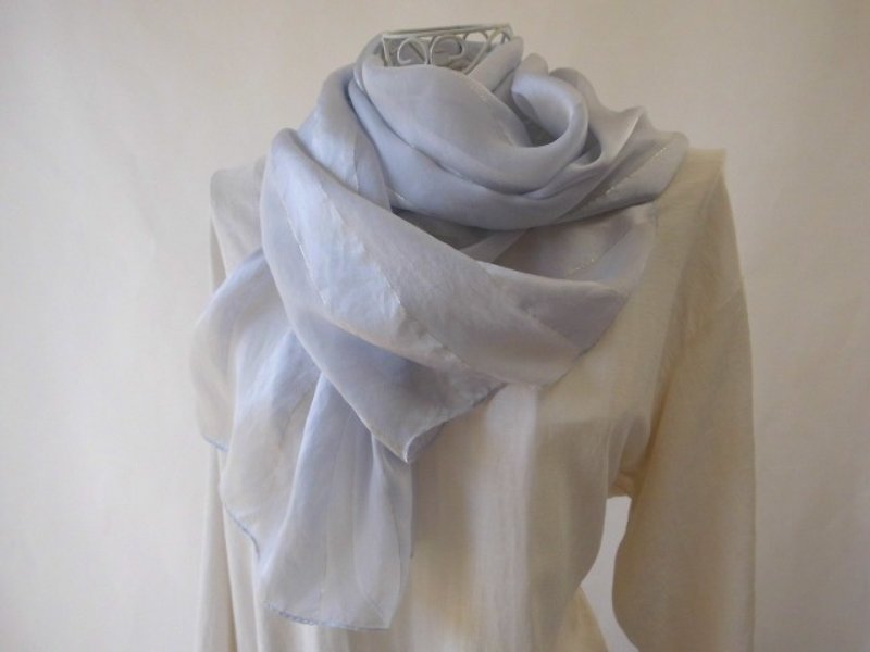 Plant dyeing · silk stole · hibiscus dye · silver gray - Scarves - Silk Silver