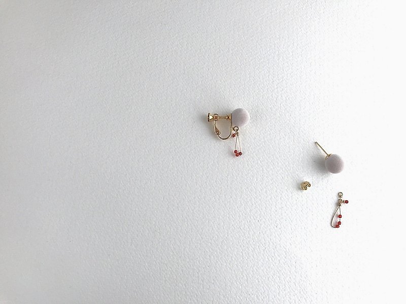 Bolo Clip-on earrings or Pierced earrings : Gold color - Earrings & Clip-ons - Gemstone Khaki