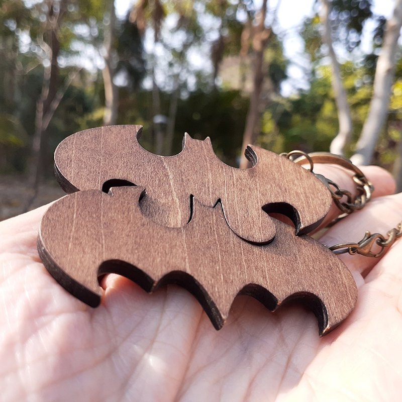 手工木作創意鑰匙圈  鴛鴦蝙蝠夢 - 鑰匙圈/鑰匙包 - 木頭 咖啡色