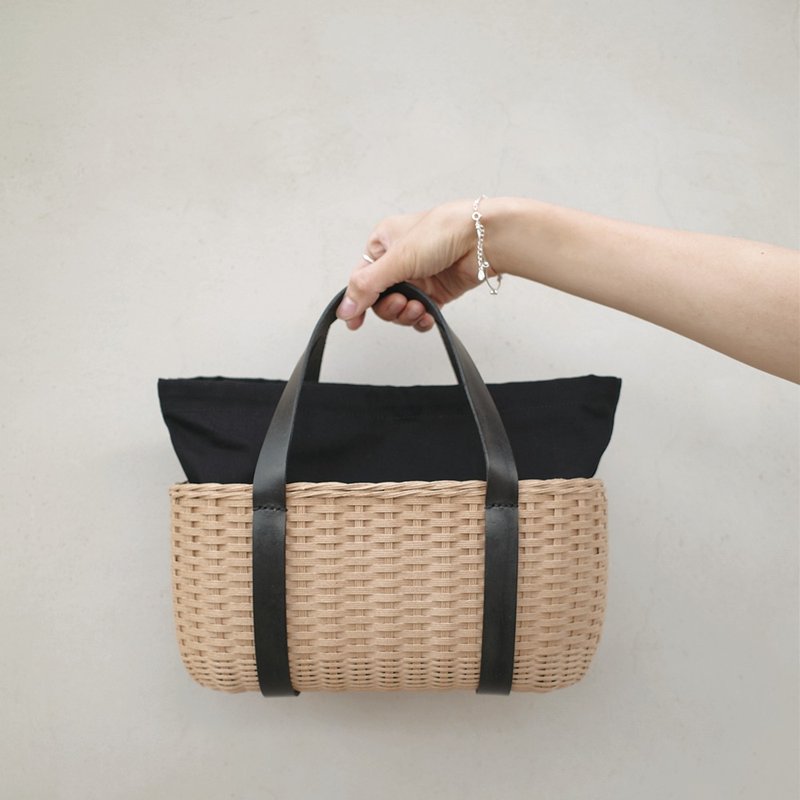 Japanese paper rattan hand basket woven bag - กระเป๋าถือ - วัสดุอีโค 