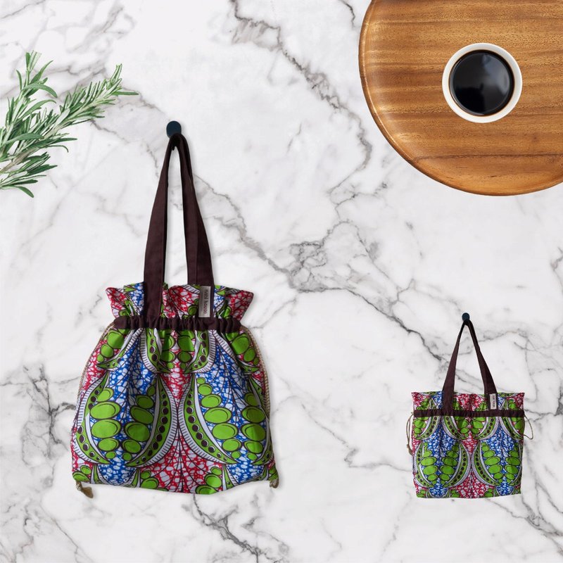 Drawstring bag African wax print  Handmade - 手提包/手提袋 - 棉．麻 多色