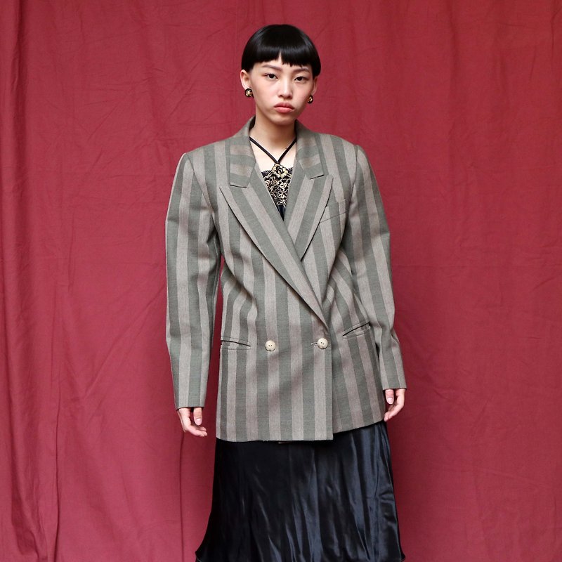 Pumpkin Vintage. Vintage striped suit jacket - Women's Blazers & Trench Coats - Other Materials 