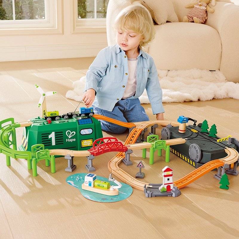 ドイツHape グリーンエネルギートレイン収納セット - 知育玩具・ぬいぐるみ - その他の素材 多色