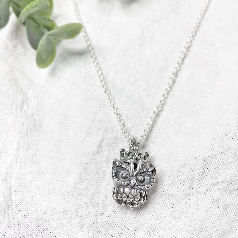 Owl Prince Silver Necklace - สร้อยคอ - เงินแท้ สีเงิน