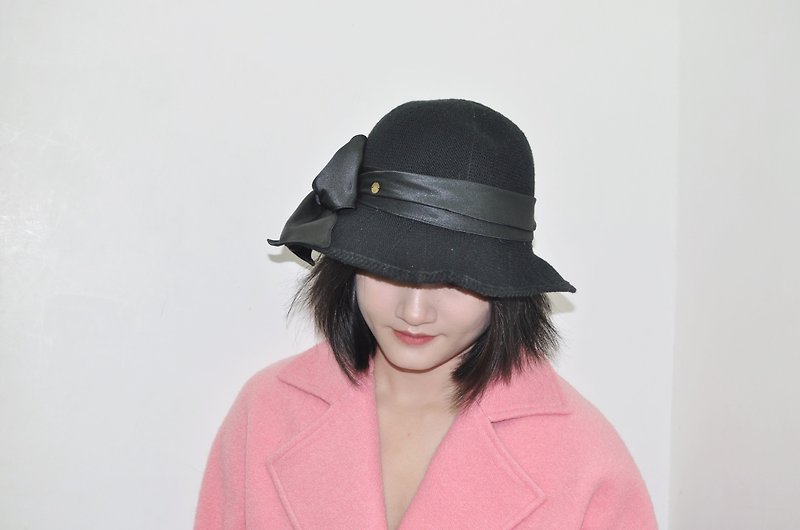 Flat 135 X Rumie 台灣設計師 絲質緞帶 可捲折 針織帽 圓帽遮陽 - 帽子 - 羊毛 黑色