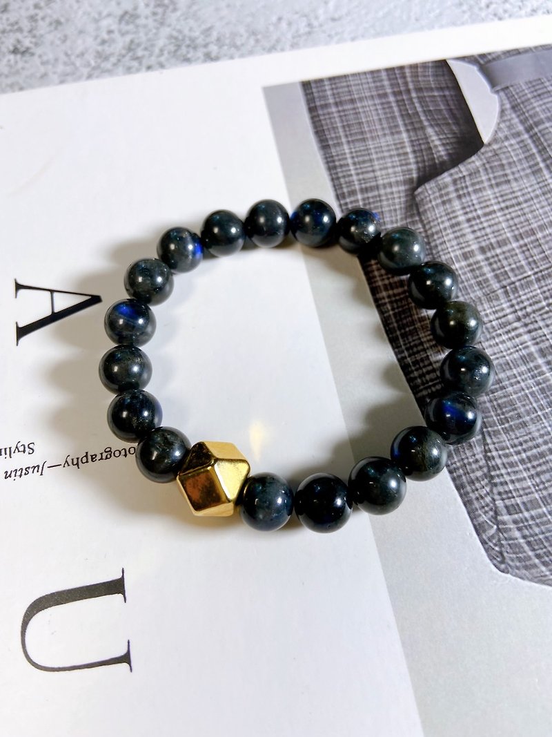 Golden octagonal beads // black body blue halo labradorite - Bracelets - Crystal Black