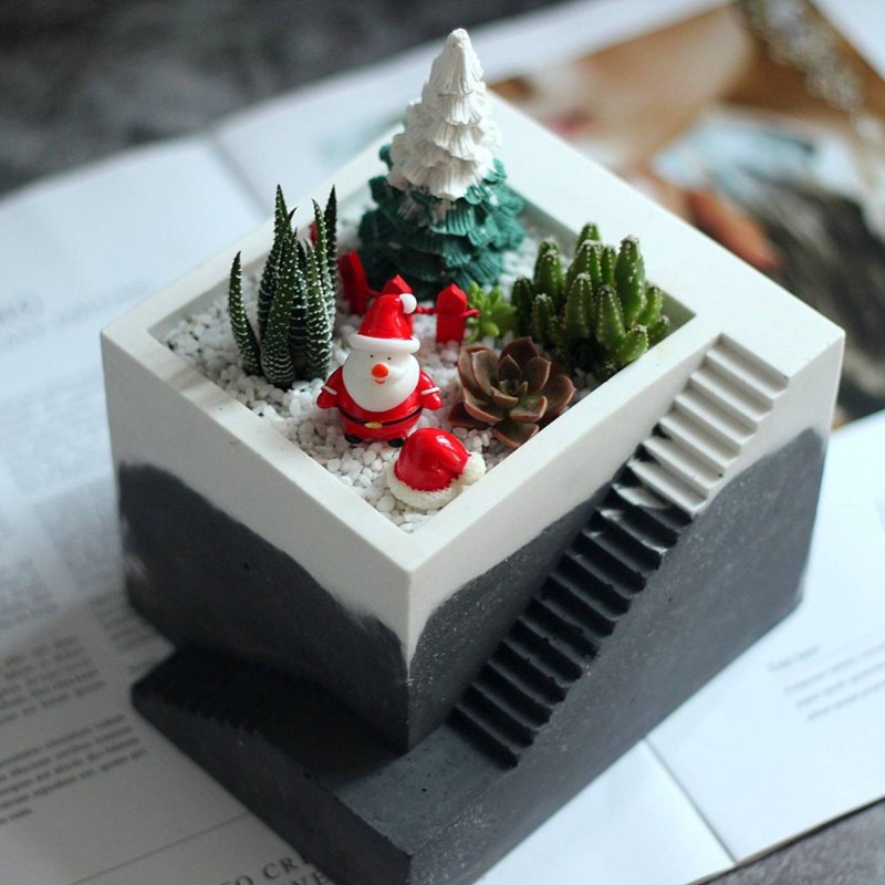 [Christmas Exclusive] Handmade after get off work | Fir Expanded Snow Landscape Succulent Pot - จัดดอกไม้/ต้นไม้ - พืช/ดอกไม้ 