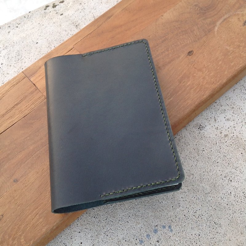 A6 notebook, book cover with muji book, put card, insert pen hand-sewn, leather deep dark green - Notebooks & Journals - Genuine Leather Green