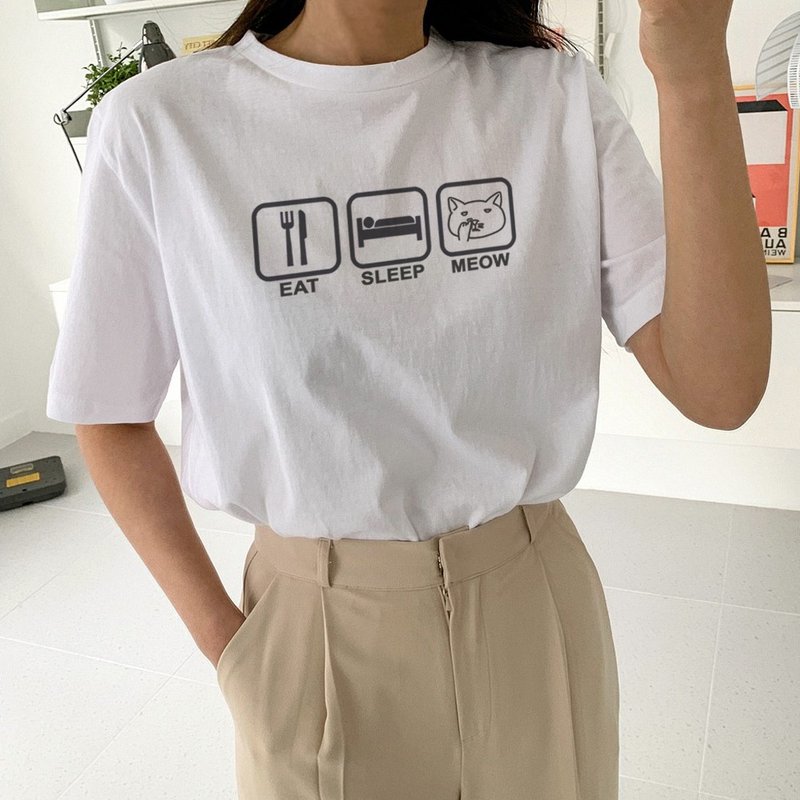 Eat Sleep Meow 中性短袖T恤 白色 吃睡喵貓咪Cat上衣寬鬆 - 女 T 恤 - 棉．麻 白色