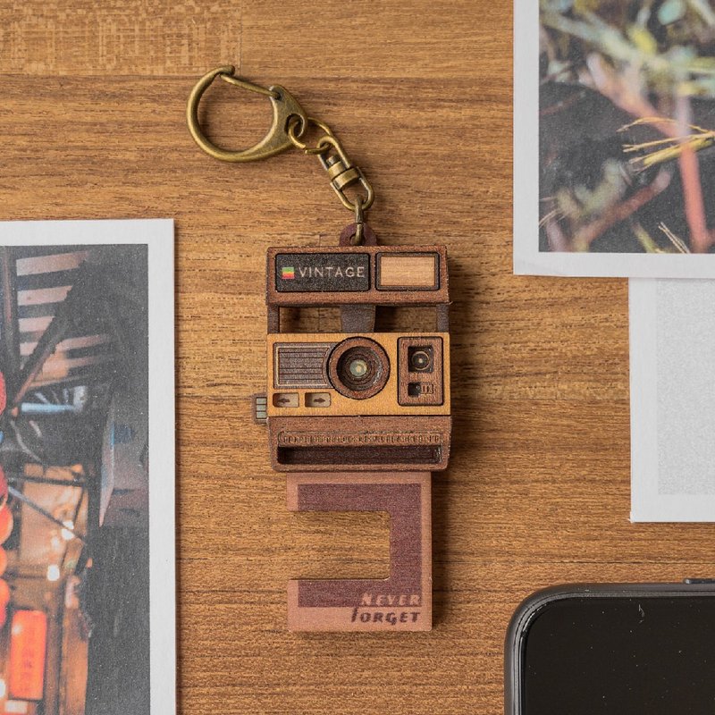 Retro Charm [Old Time - Polaroid] Mobile Phone Holder / Key Ring - ที่ห้อยกุญแจ - ไม้ สีนำ้ตาล