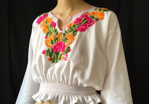 Mexican handmade embroidered top - Shop homiselects Women's Tops - Pinkoi