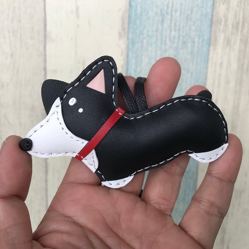 Healing small things black cute corgi dog hand-sewn leather charm small size - พวงกุญแจ - หนังแท้ สีดำ