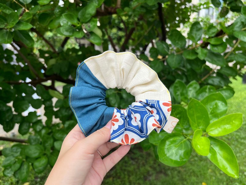 Three-piece lotus leaf hair tie/donut/blue tile - เครื่องประดับผม - ผ้าฝ้าย/ผ้าลินิน สีน้ำเงิน