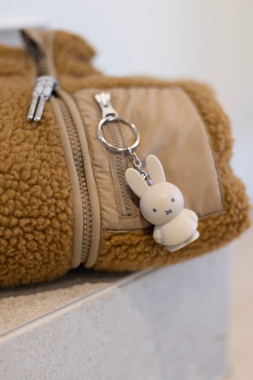 ATELIER PIERRE 比利時設計 Miffy 米菲兔莫蘭迪色系款公仔鑰匙圈吊飾 - 大地色