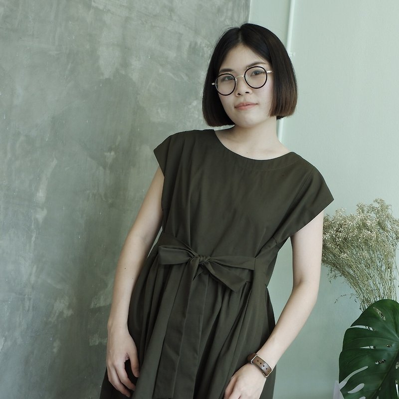 Ribbon Dress : Leaf - 洋裝/連身裙 - 棉．麻 綠色