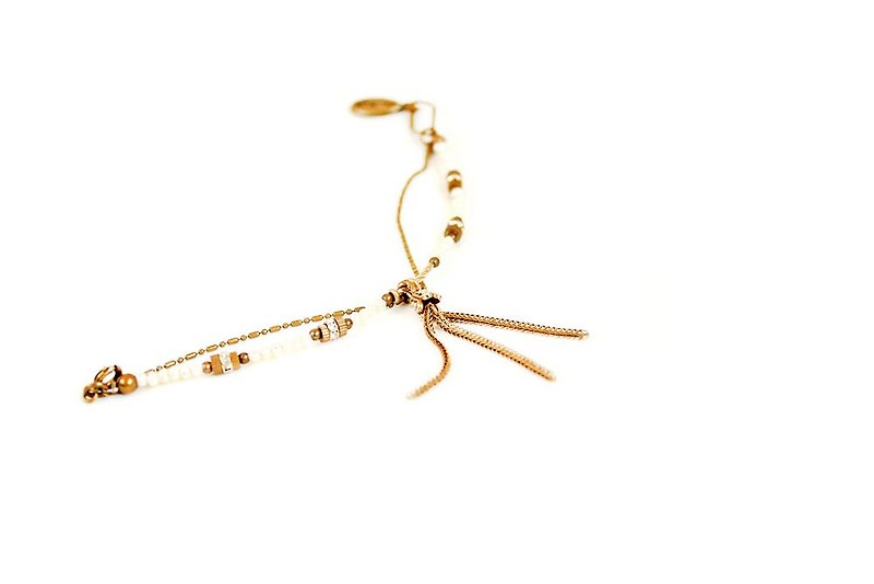 [UNA- excellent Na] pearl tassel bracelet handmade Bronze bracelet customized natural Gemstone - สร้อยข้อมือ - โลหะ สีทอง
