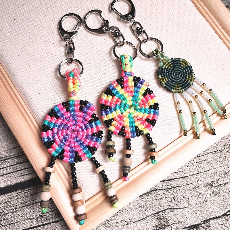 C019-Hand-woven pendant rainbow psychedelic heart - Keychains - Nylon Multicolor