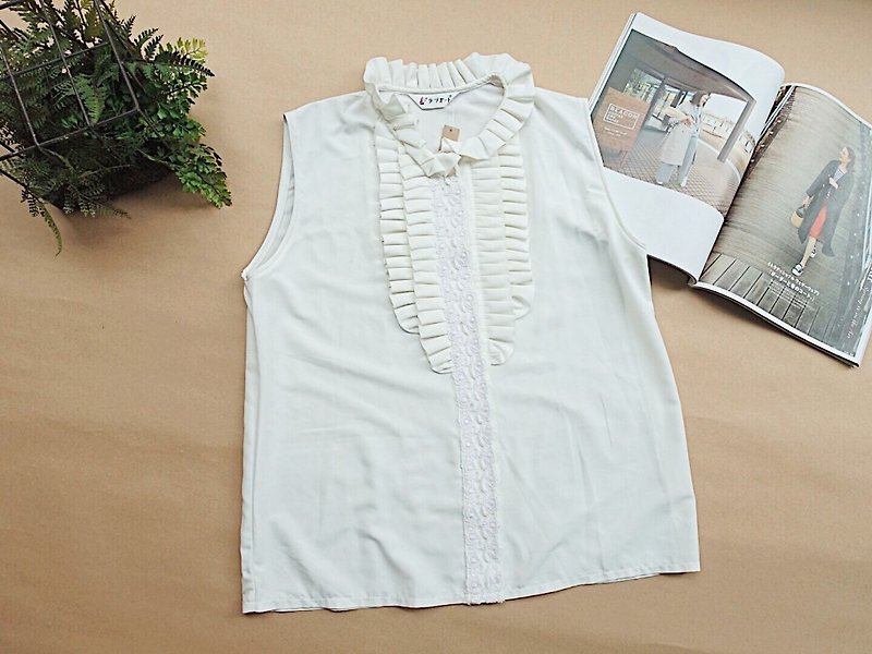 Vintage Shirt / Sleeveless White Shirt no.9 - เสื้อเชิ้ตผู้หญิง - วัสดุอื่นๆ ขาว