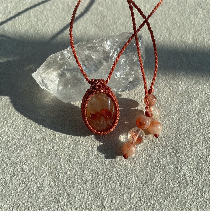 Red Quartz Sunstone Macrame Vintage Raw Stone Necklace - 長項鍊 - 半寶石 紅色