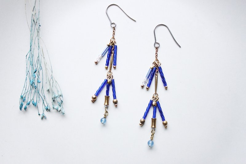 Fireworks - earring  clip-on earring - Earrings & Clip-ons - Colored Glass Blue